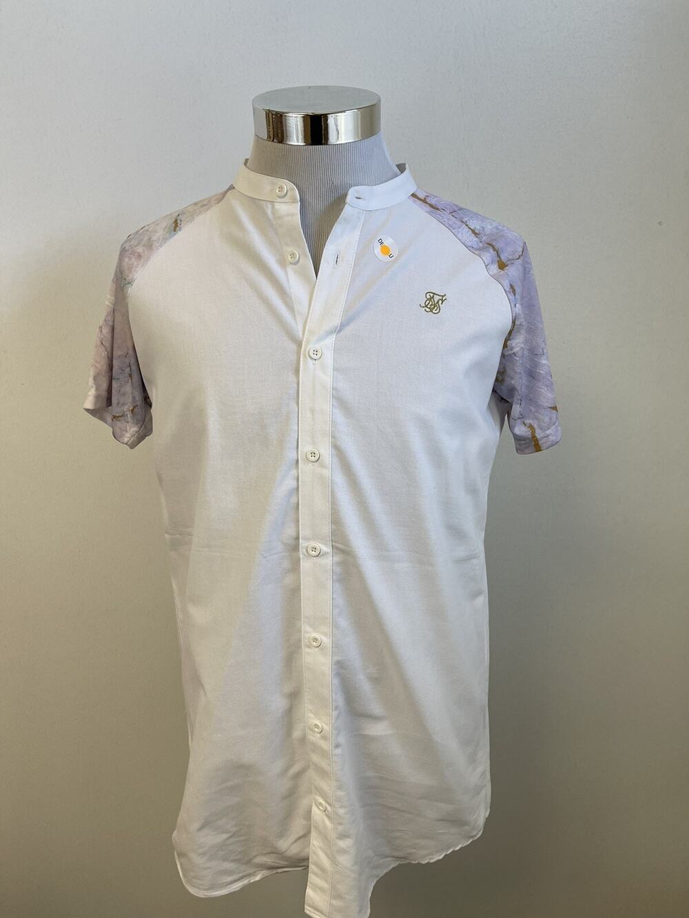 SikSilk Shirt Mens Small Button Up Tie Dye White Sik Silk Short Sleeve N44